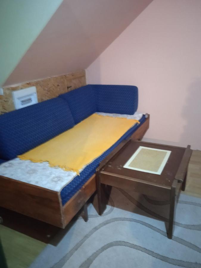 Holiday Home Vila Milka Kremna Luaran gambar