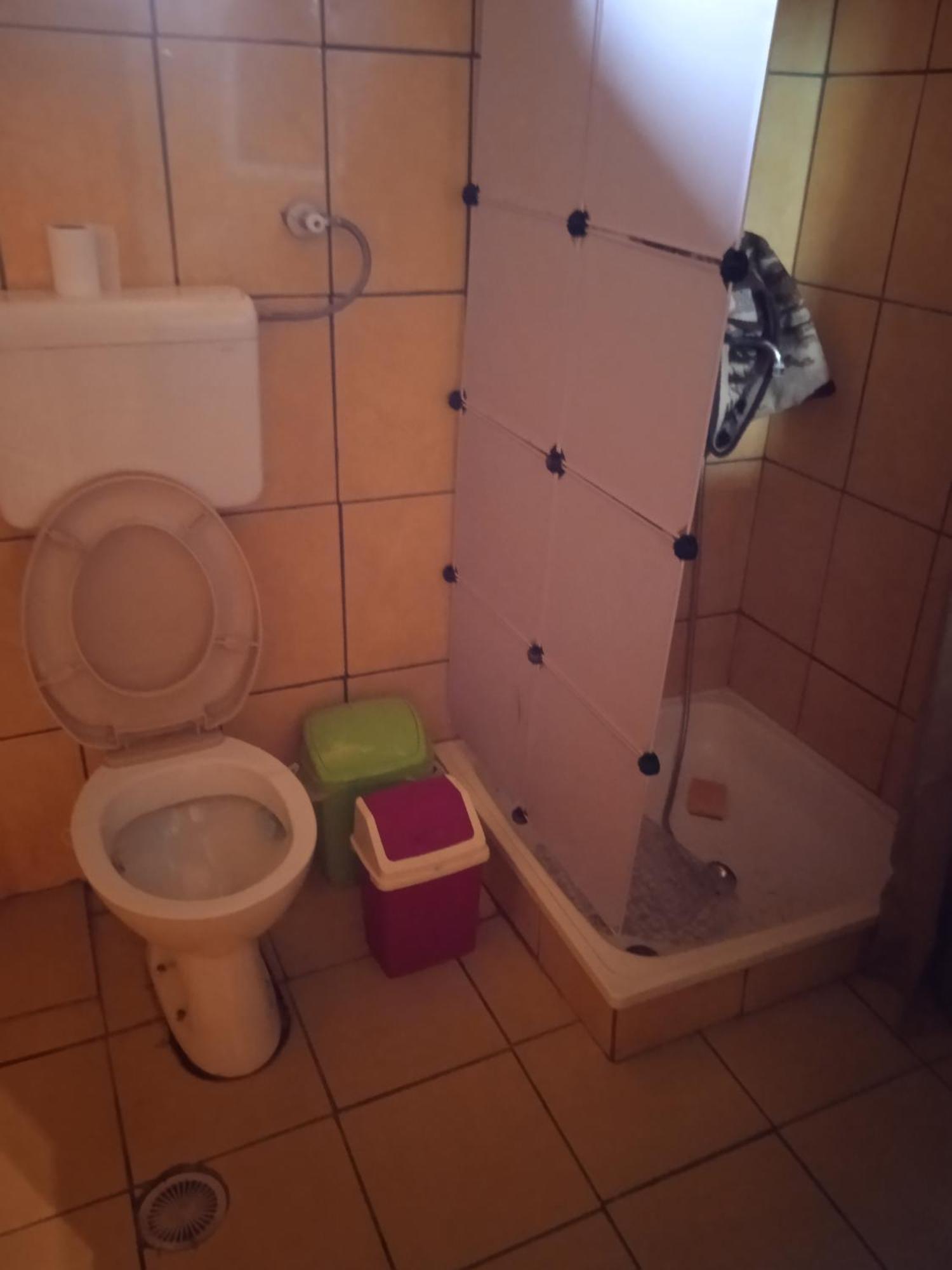Holiday Home Vila Milka Kremna Bilik gambar